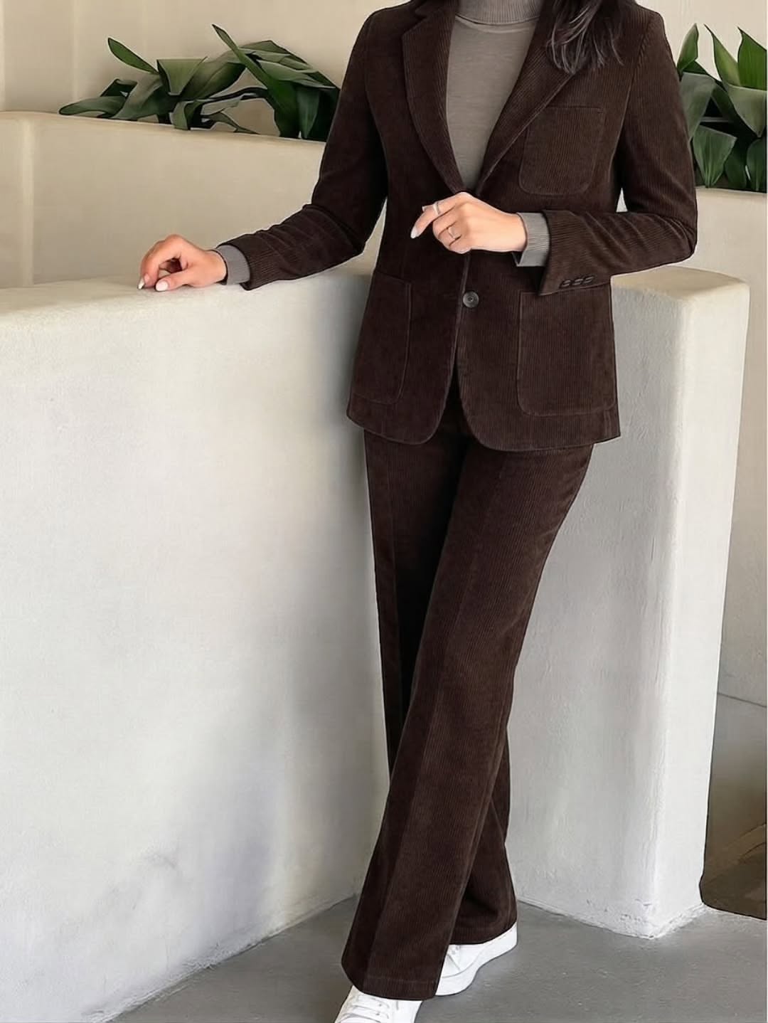 کت شلوار مخمل کبریتی زنانه
